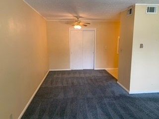 5th image of 2223 Heather Ln APT 6