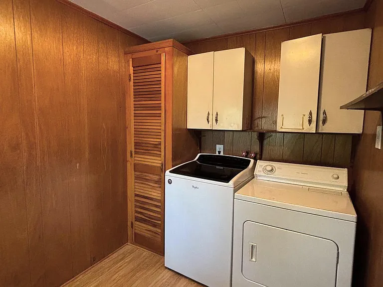 1503 W Washington St — Photo 20