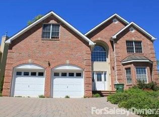13 Melbloum Ln, Edison, NJ 08837