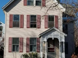 36 Park St, Wilton, NH 03086