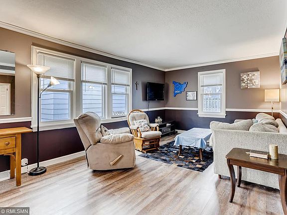 3rd image of 2172 Margaret St