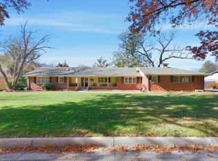 547 N Mission Rd, Wichita, KS 67206