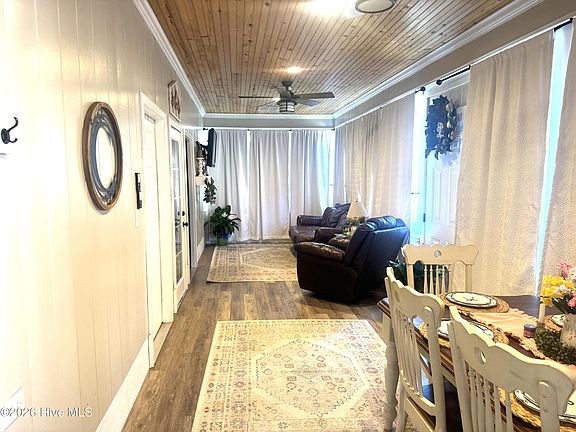 3rd image of 727 Mount Olive Road