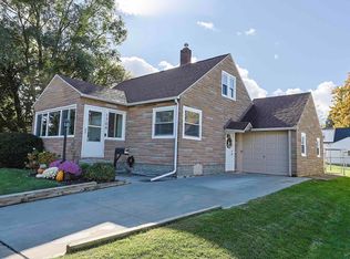 1704 S Jefferson St, Bay City, MI 48708