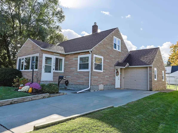1704 S Jefferson St, Bay City, MI 48708