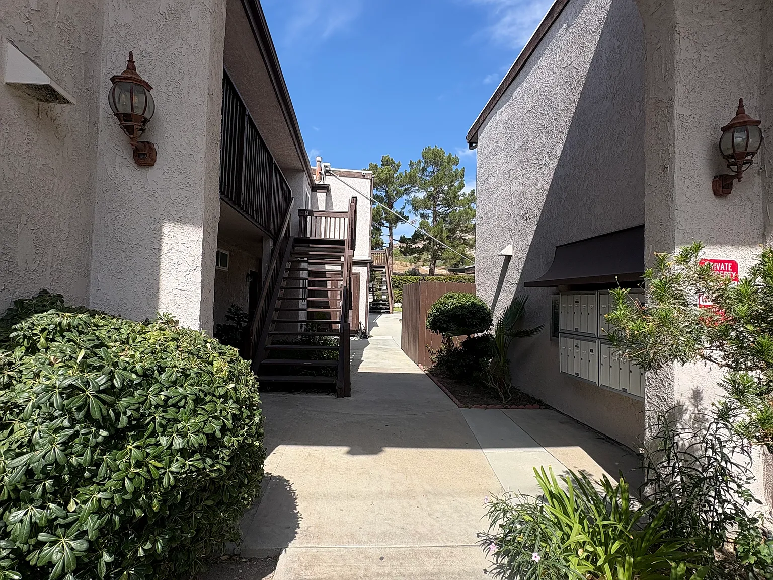 2 bed, 796 sqft, $2,500 — Photo 4
