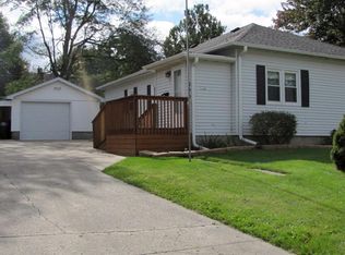 305 W Adams St, Mount Ayr, IA 50854