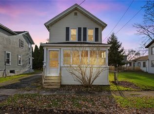 46 Shuler St, Lyons, NY 14489