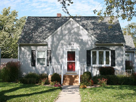 2nd image of 1115 Kingsley Ave