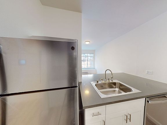 4th image of 1400 Jones St APT 101