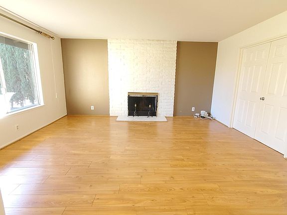 4th image of 209 Red Cloud Dr