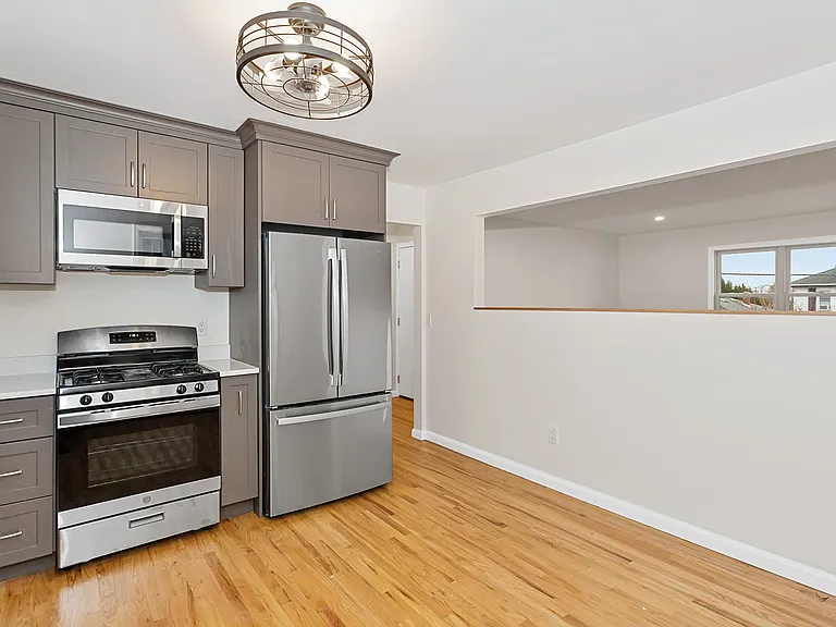 148 Arlington Ave #2 — Photo 5