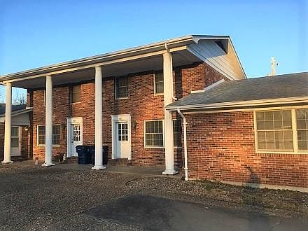 1st image of 1110 W Mount Dr APT 103
