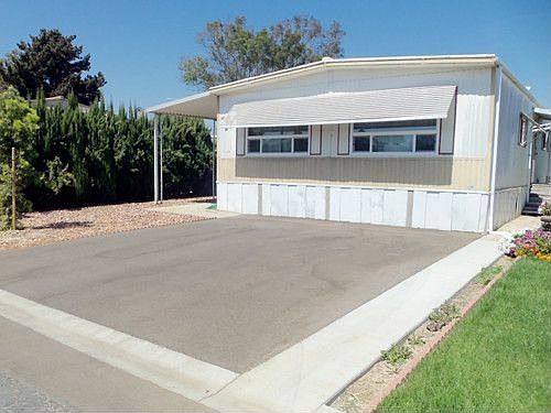 1st image of 181 Camelia Way