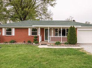 3816 E Blue Lick Rd, Louisville, KY 40229