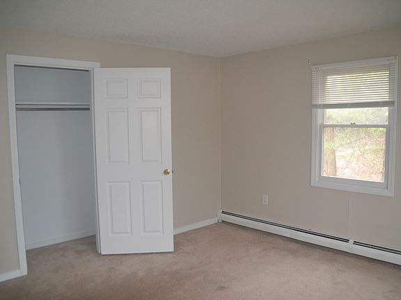 5th image of 12 Saint James Pl #722