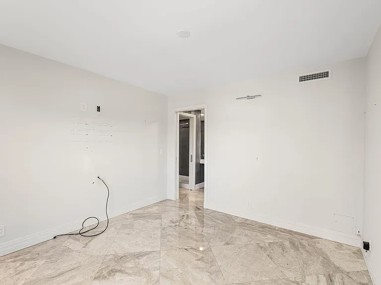 3901 S Flagler Dr #1002 — Photo 23