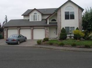 14823 NE Fremont Ct, Portland, OR 97230