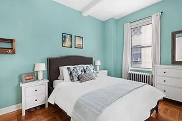 Sold by Compass | media 4