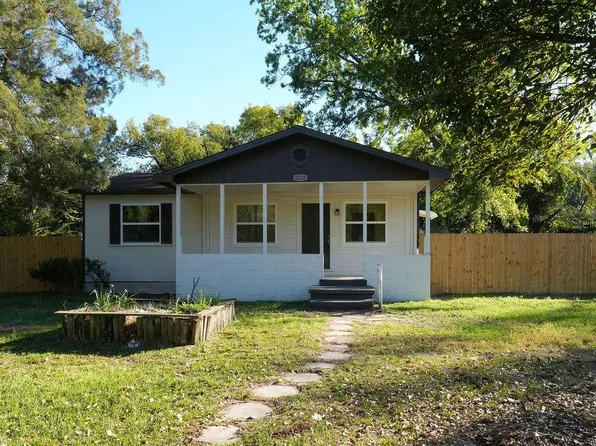 2210 GRANT AVENUE, EUSTIS, FL 32726