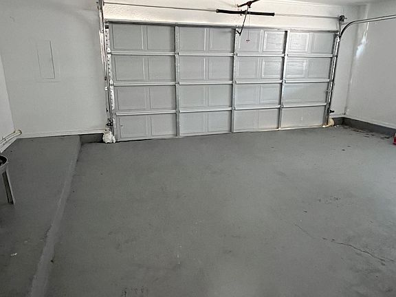 4th image of 6209 Maple Springs Dr