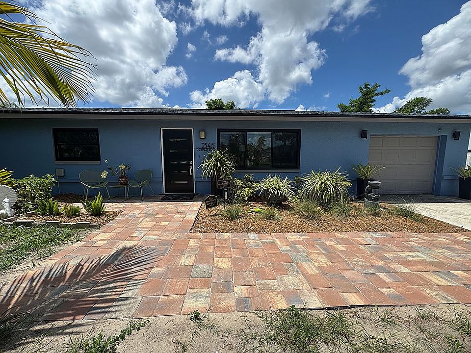1st image of 2348 Dover Ave