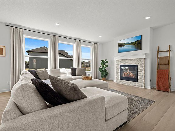 5th image of 8861 Donax Row