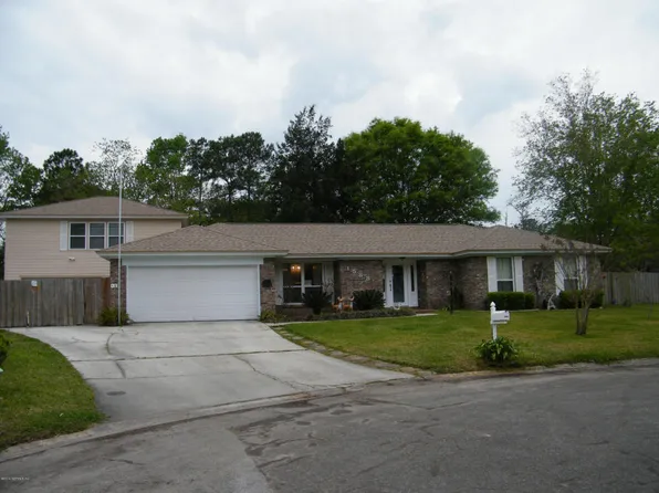 1588 Dolphin Ct, Orange Park, FL 32073