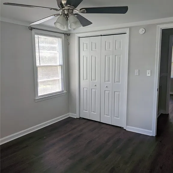 315 E Collins St — Photo 4