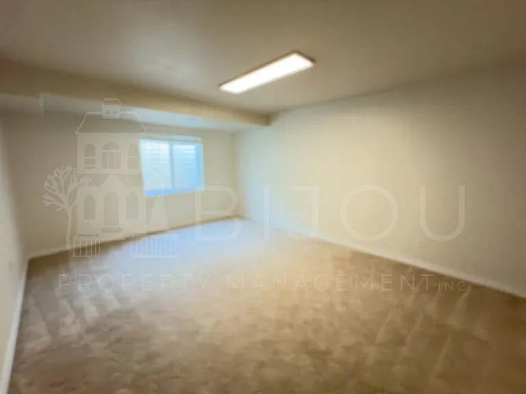 6733 Summer Grace St — Photo 12