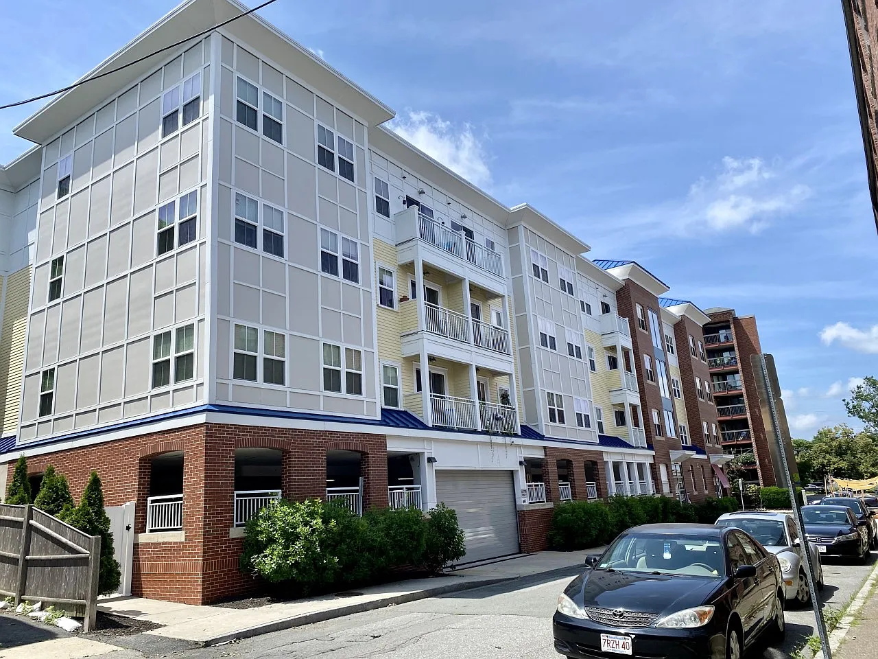 Enterprise Apartment Homes — Photo 3