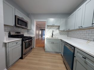 6212 N Claremont Ave APT 1, Chicago, IL 60659