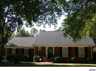 3600 Country Club Dr, Charlotte, NC 28205
