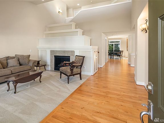 5th image of 27527 SE 28th Pl