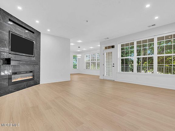 5th image of 663 Saint Andrews Place