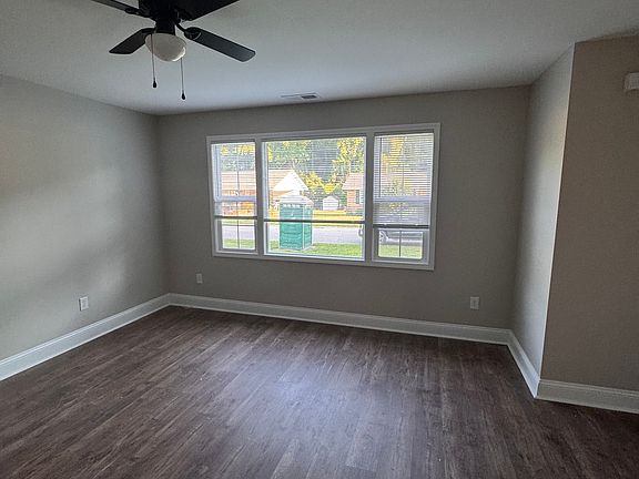 4th image of 914 Wateree Blvd