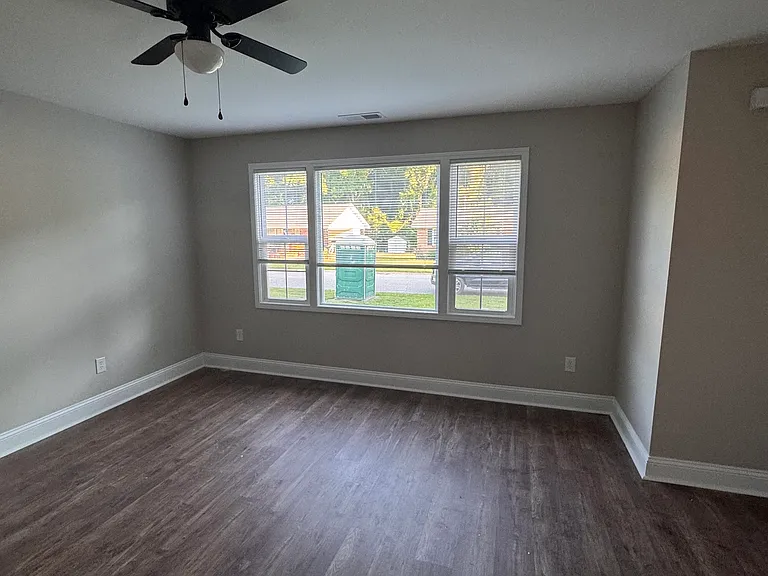 914 Wateree Blvd — Photo 4