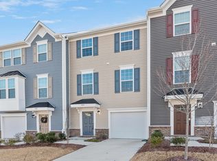 529 Citrus Petal Rd, Fuquay Varina, NC 27526