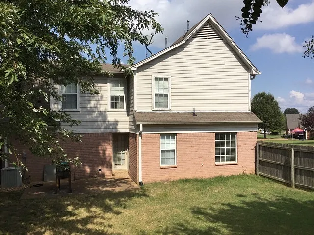 9025 Creekside Dr — Photo 15
