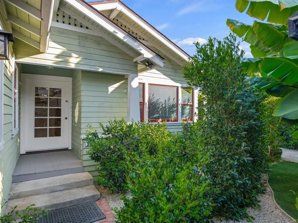 211 W Victoria St, Santa Barbara, CA 93101