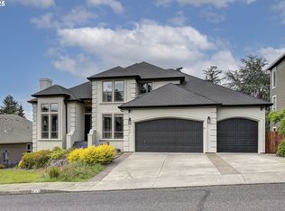 933 NW Grand Ridge Dr, Camas, WA 98607