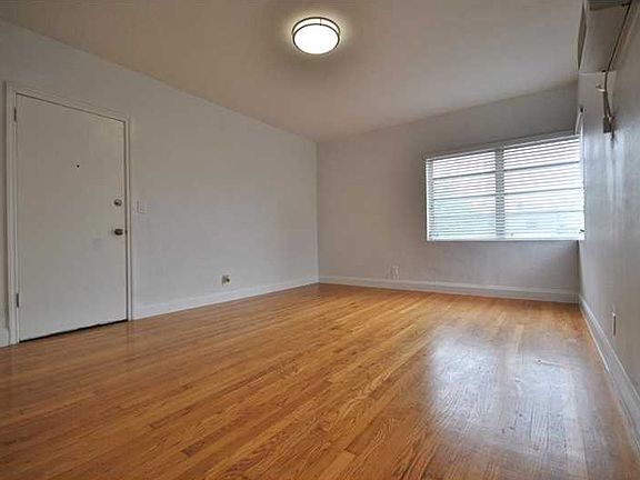 4th image of 7145 Carlyle Ave APT 3