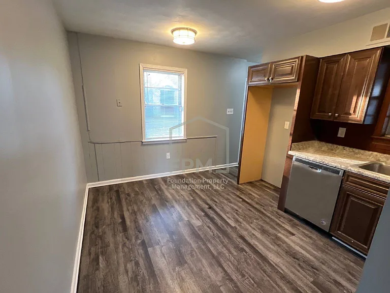 4325 Merlcrest Cv — Photo 4