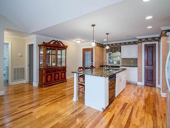 4th image of 7030 Winter Oaks Way