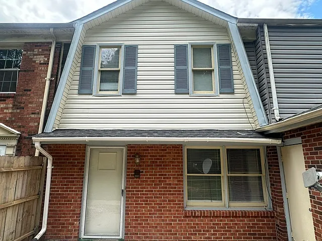 386 Seminole Trl