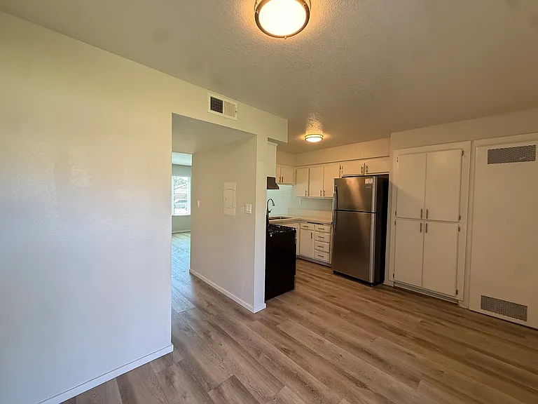 9905 El Camino Real #14 — Photo 30