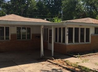 220 S Paul St, Springfield, IL 62703