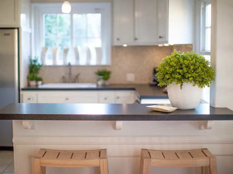 Breakfast Bar