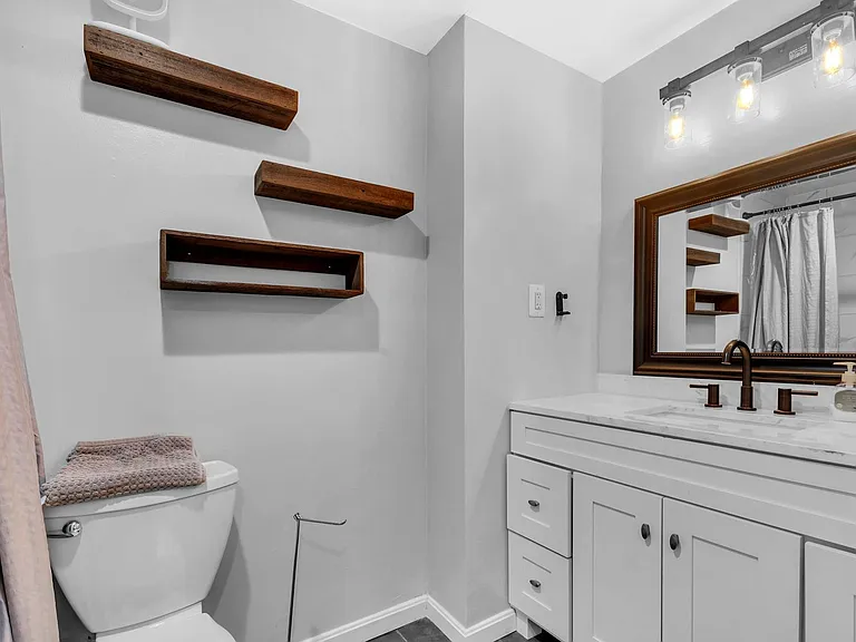 7113 Latour Ct — Photo 21