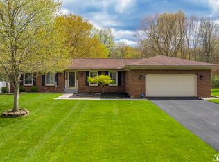 1797 Heather Dr, Temperance, MI 48182